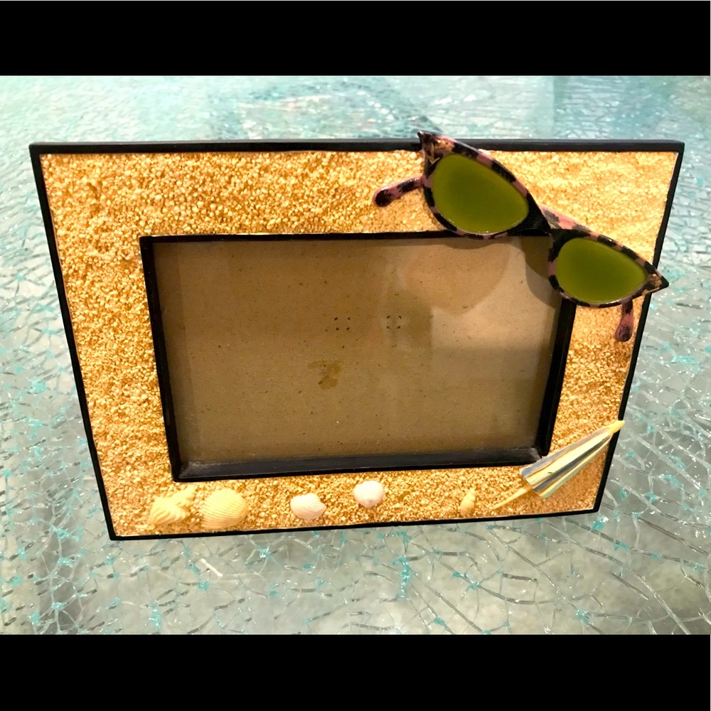 Tropical picture frame